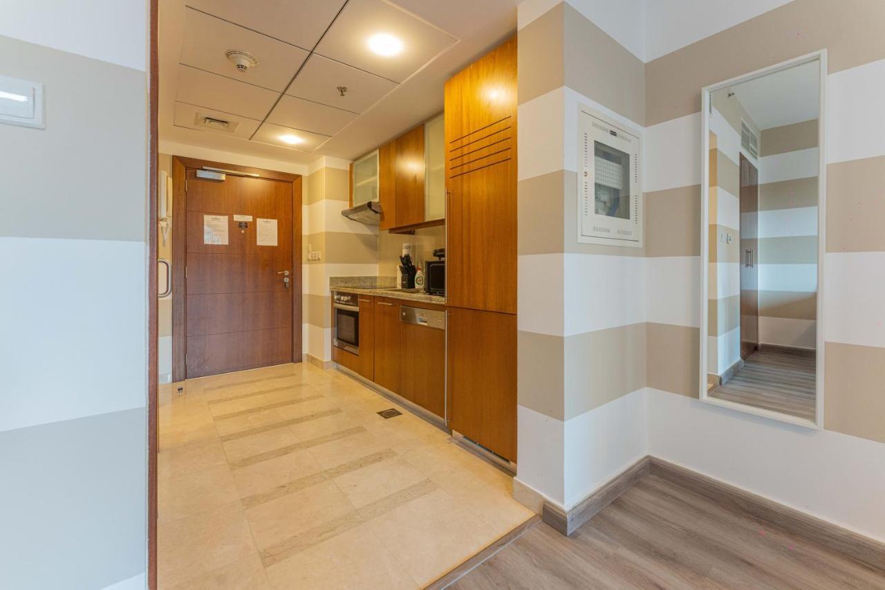 First Class Studio With Dubai Downtown Boulevard View Apartment Exterior photo
